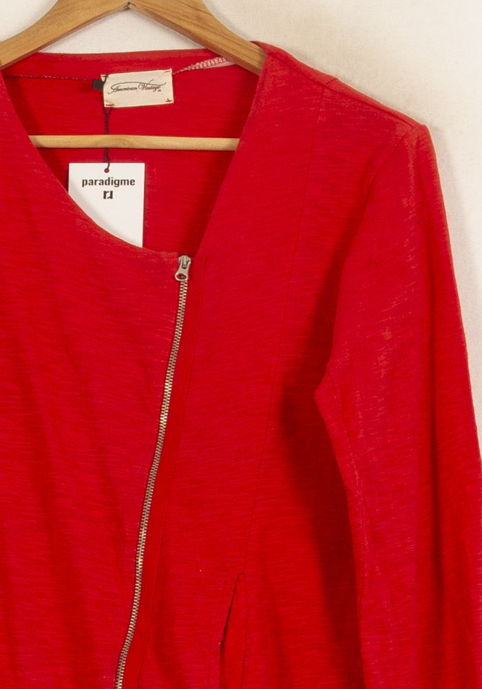 Veste Rouge - Taille M/38 de la marque American Vintage | RVLI1123 - Vendu par Paradigme - Image 3