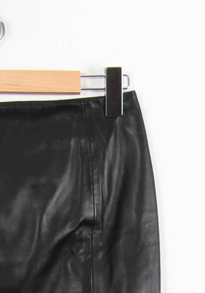 Jupe Courte Noire - Taille S/36 de la marque Pablo | PARAD38151 - Vendu par Paradigme - Image 3