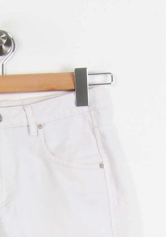 Short en Jean Blanc - Taille XS/34 de la marque IKKS | PARAD53093 - Vendu par Paradigme - Image 3