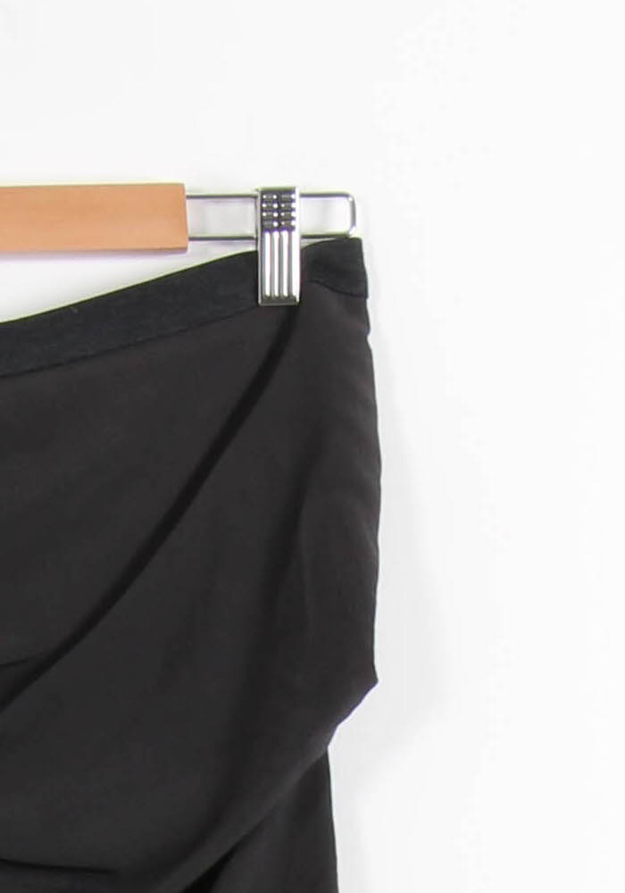 Jupe Drapée Noire - Taille S/36 de la marque Max Mara | PARAD64887 - Vendu par Paradigme - Image 3