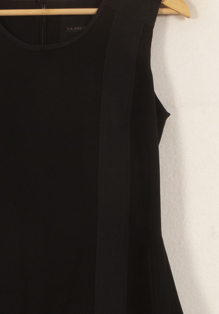 Tunique Noire - Taille M/38 de la marque La Fée Maraboutée | PARAD22535 - Vendu par Paradigme - Image 3