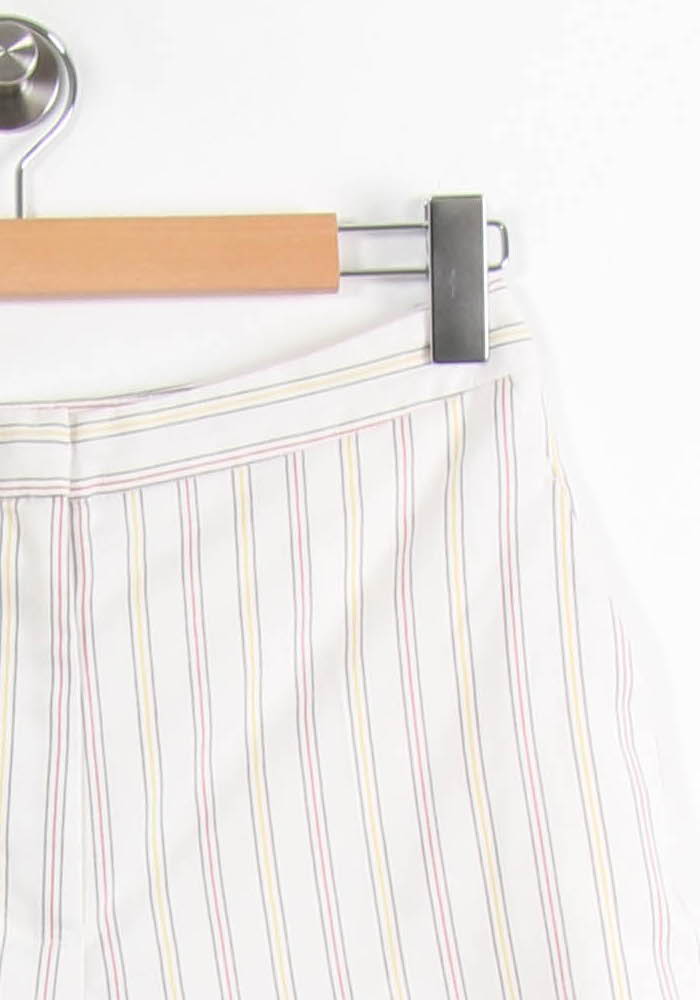 Short Blanc à Rayures - Taille M/38 de la marque Claudie Pierlot | PARAD48105 - Vendu par Paradigme - Image 3