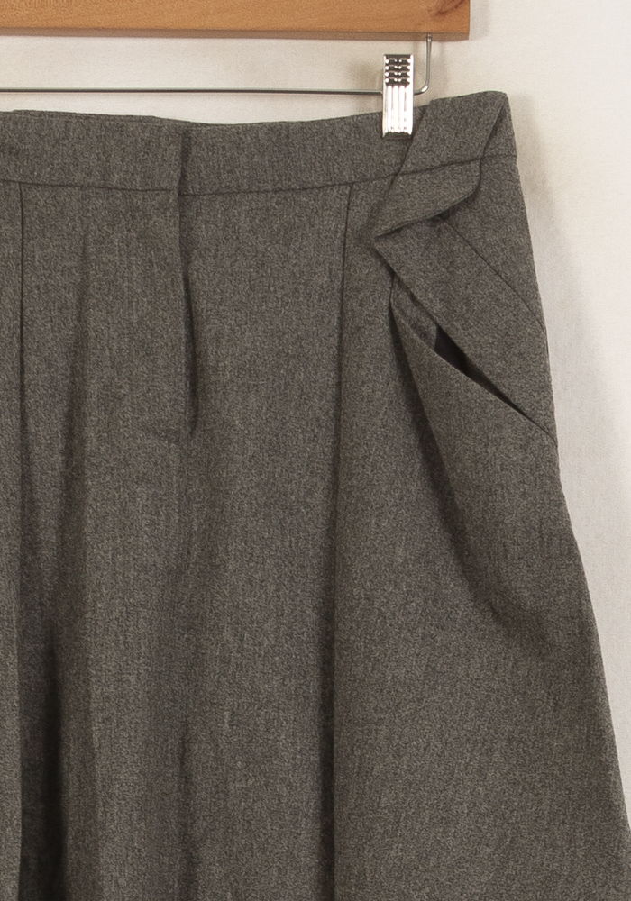 Jupe Courte Grise - Taille M/38 de la marque Vanessa Bruno | PARAD65343 - Vendu par Paradigme - Image 3