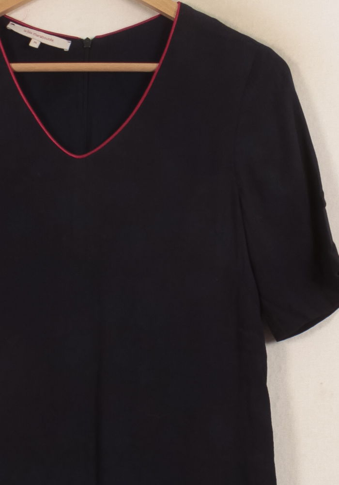 Robe Bleue et Rouge - Taille S/36 de la marque La Fée Maraboutée | PARAD53560 - Vendu par Paradigme - Image 3