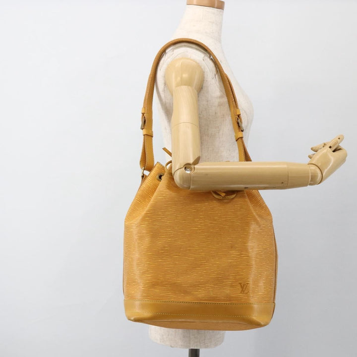 Louis Vuitton Noe Handbag Epi Leather