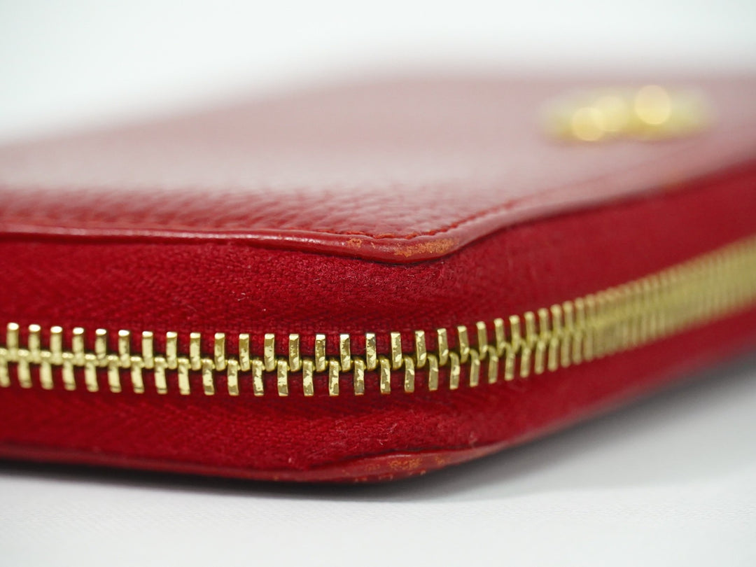 Gucci GG Marmont Zip Around Wallet Leather