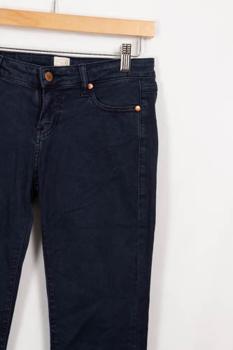 Dunkelblaue Jeans Von kleinen Oberteilen - [26-27]