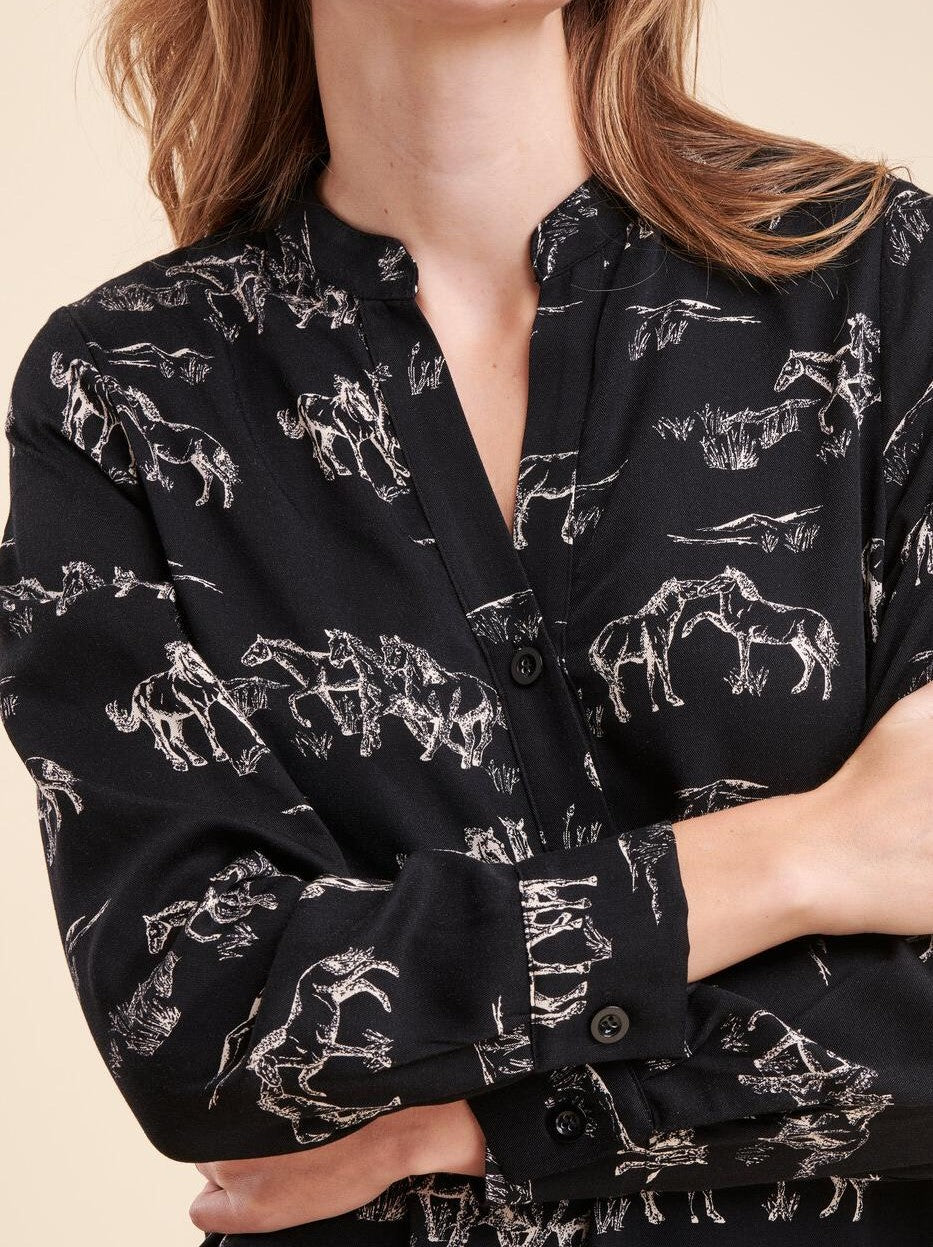 Short dress with figurative horse print - 40
