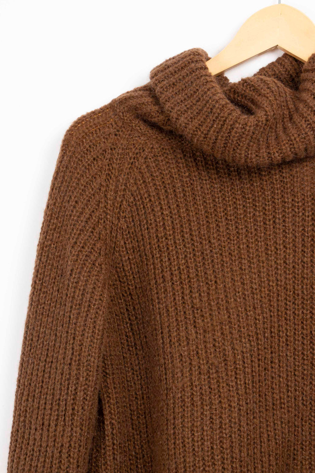 Brown turtleneck sweater La Fée Maraboutée - XS