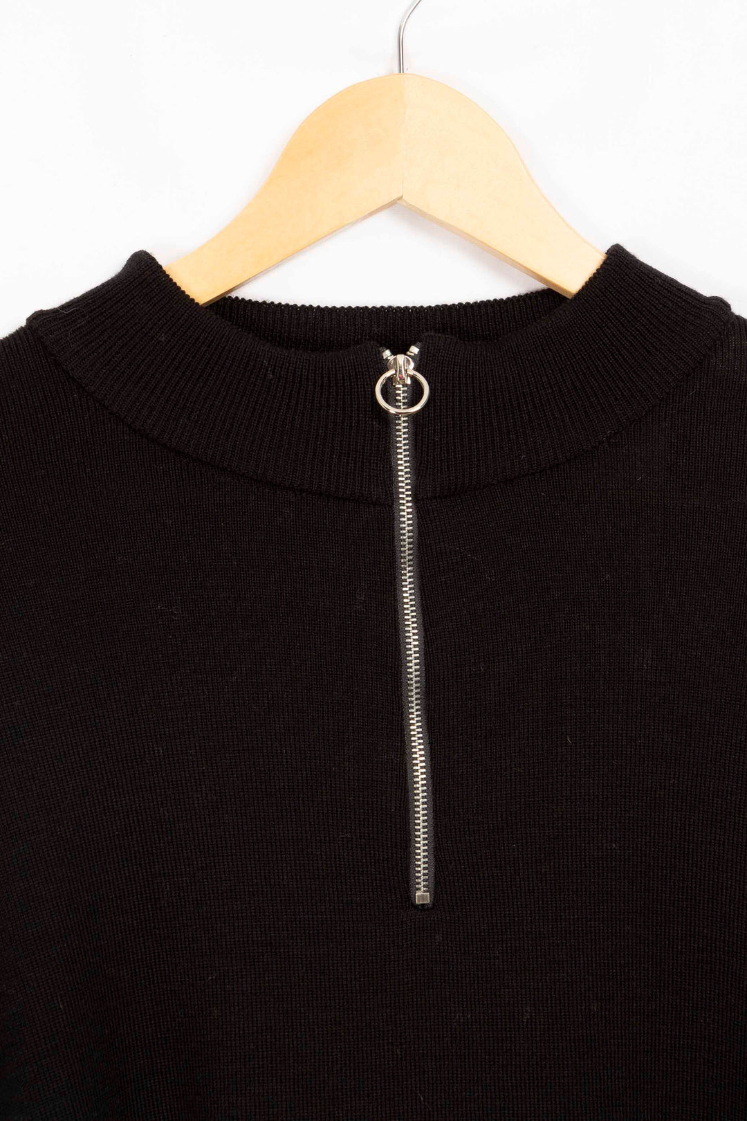 Schwarzer und Pariser Pullover – 42