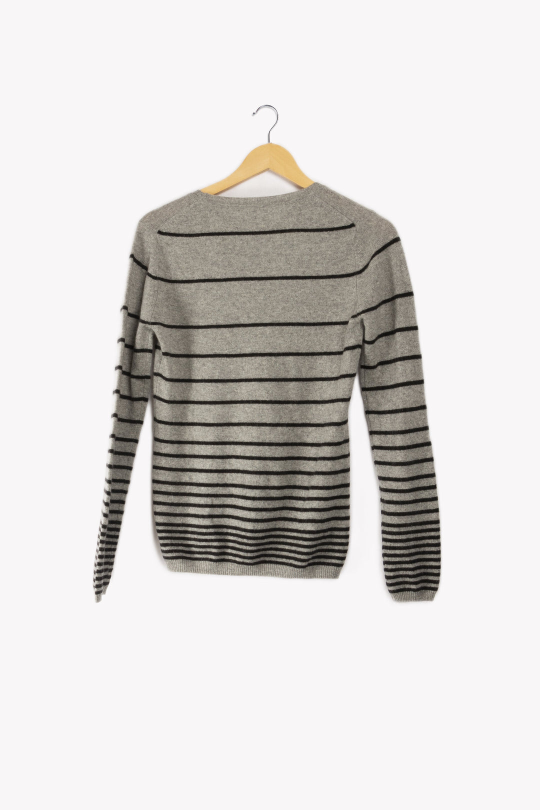 Gray Cashmere Sweater - 38